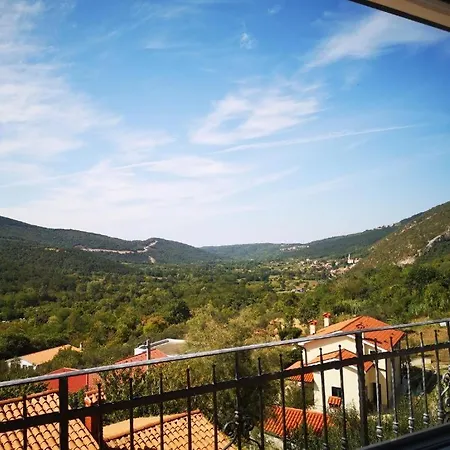 Apartma Ceh Lägenhet Črni Kal
